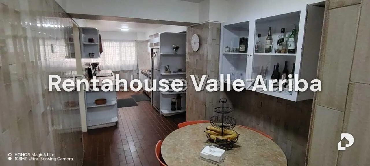 Apartamento en La Florida, Caracas – 15