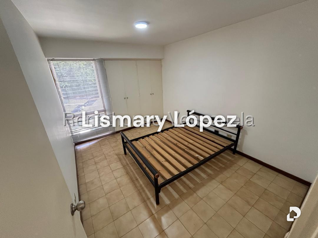 Apartamento en Colinas de La California, Caracas – 12