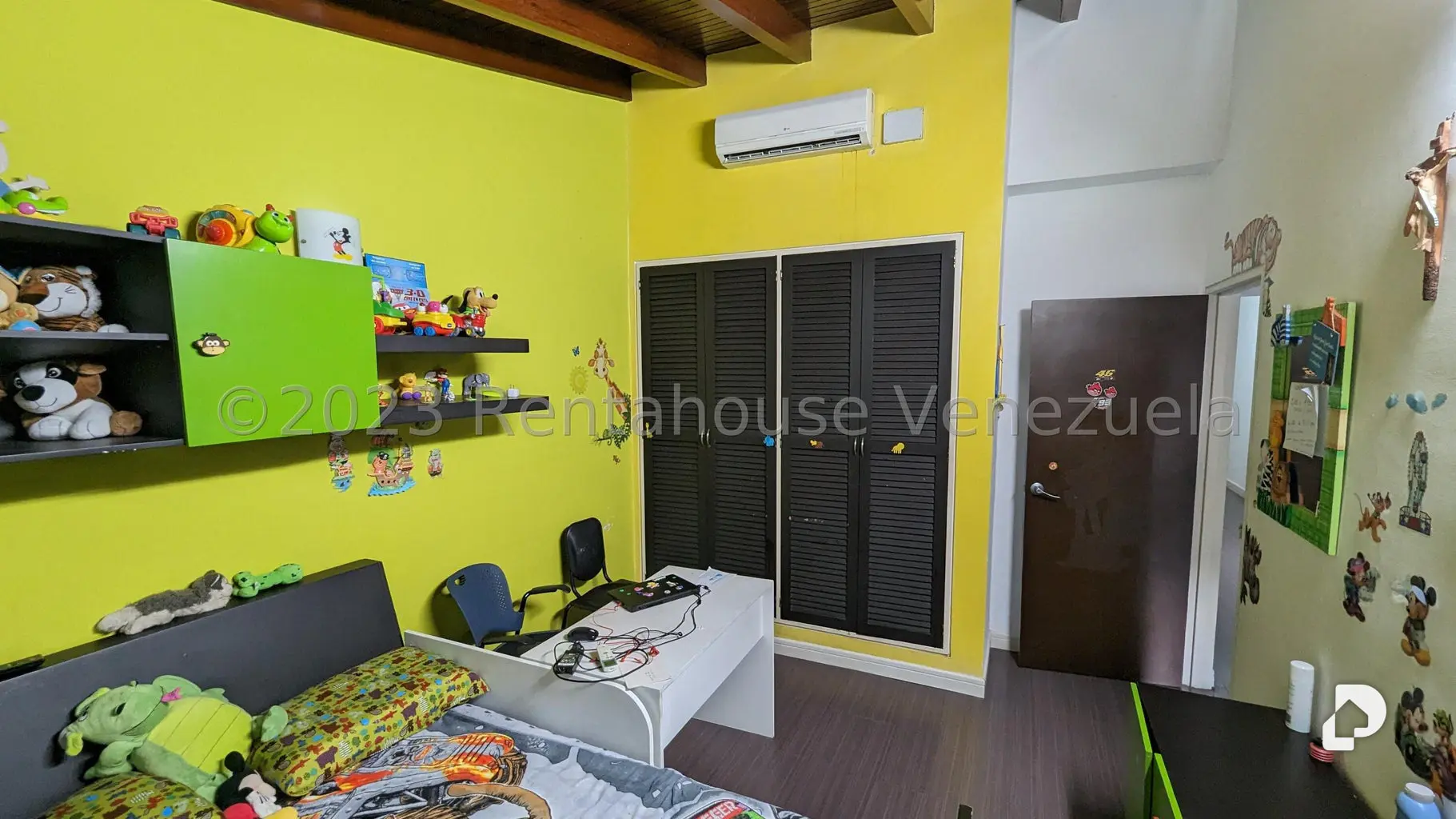 Casa en Miranda, Caracas – 25