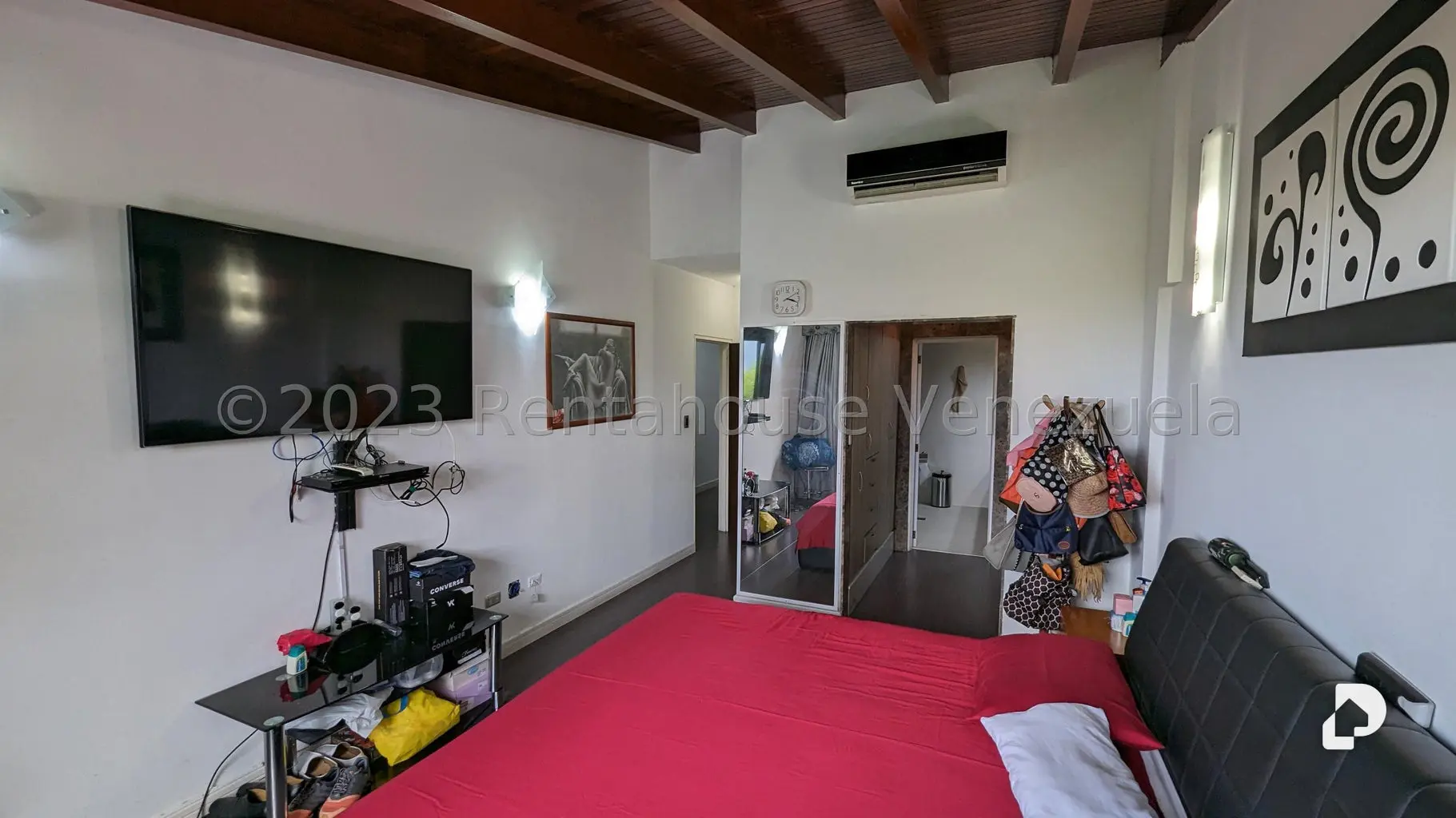 Casa en Miranda, Caracas – 27