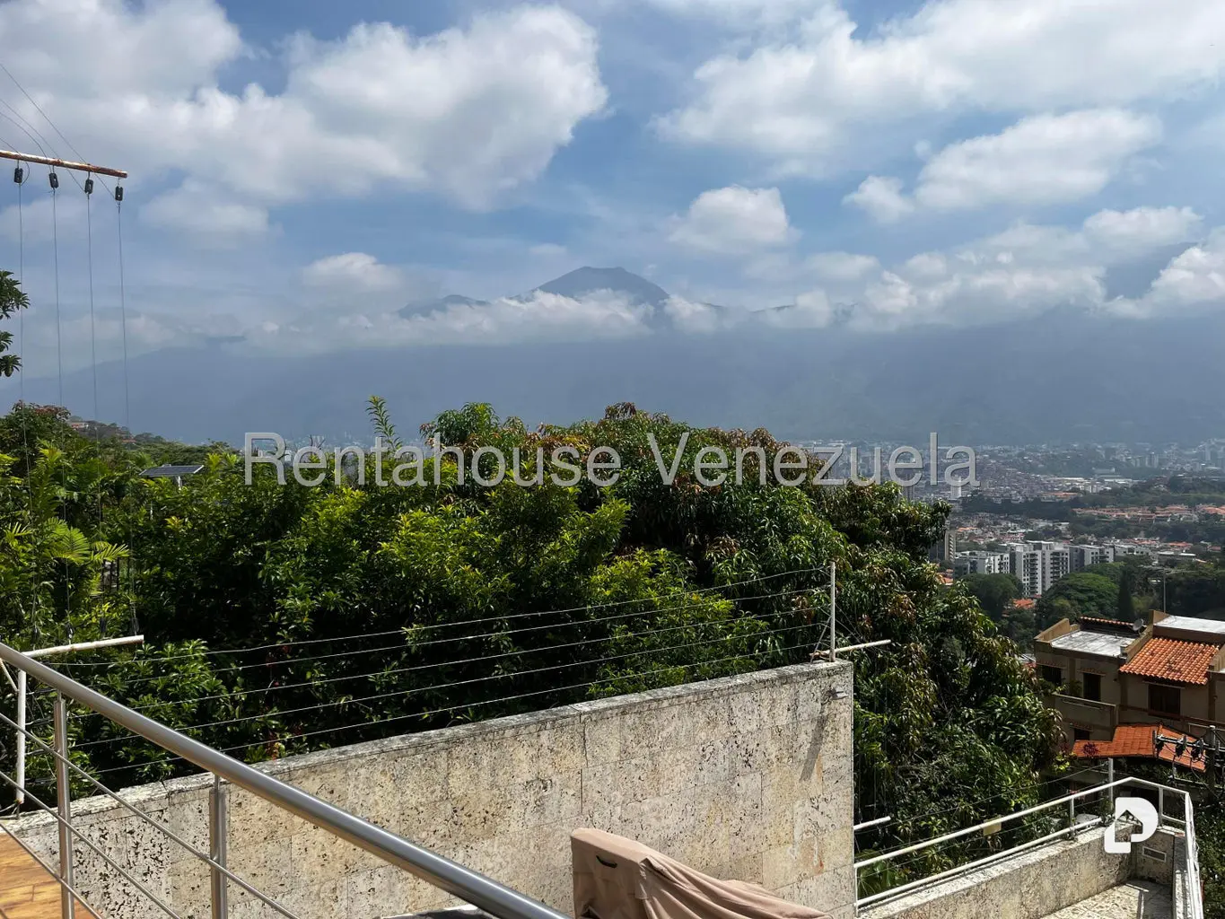 Casa en Macaracuay, Caracas – 1