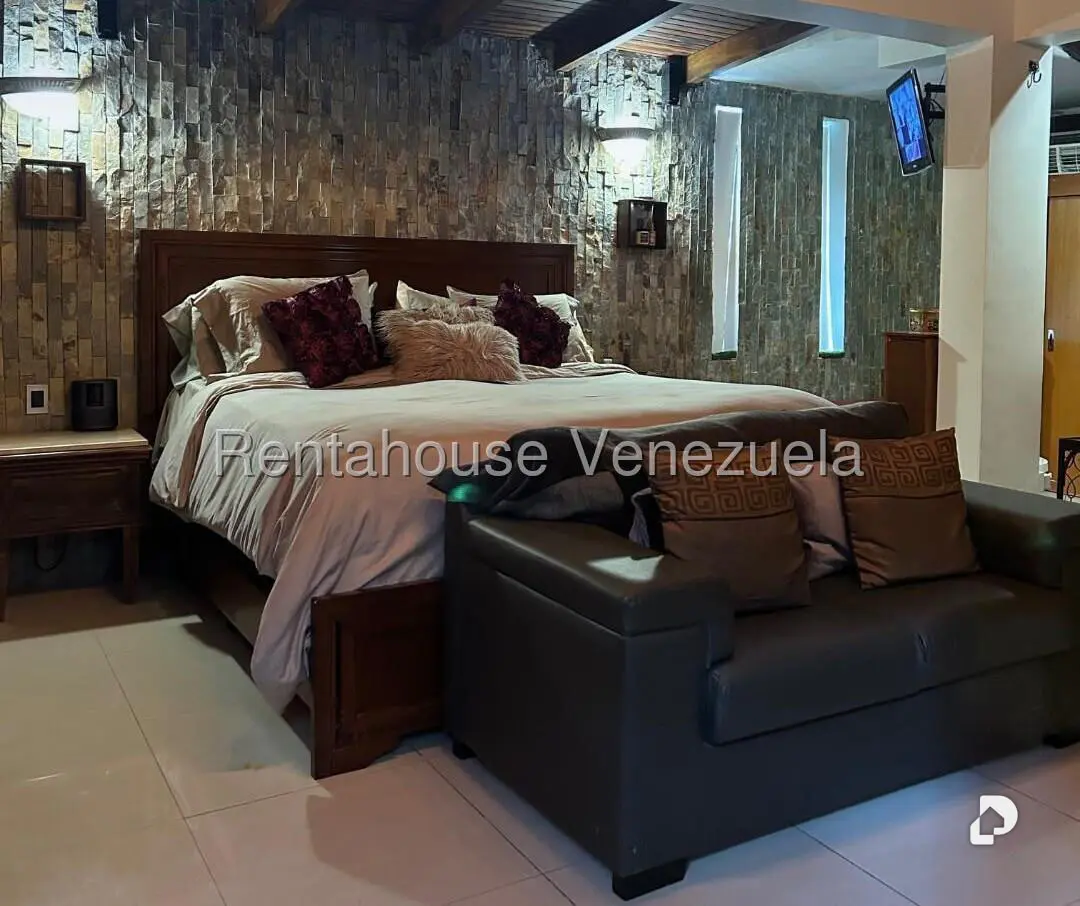Casa en Macaracuay, Caracas – 15