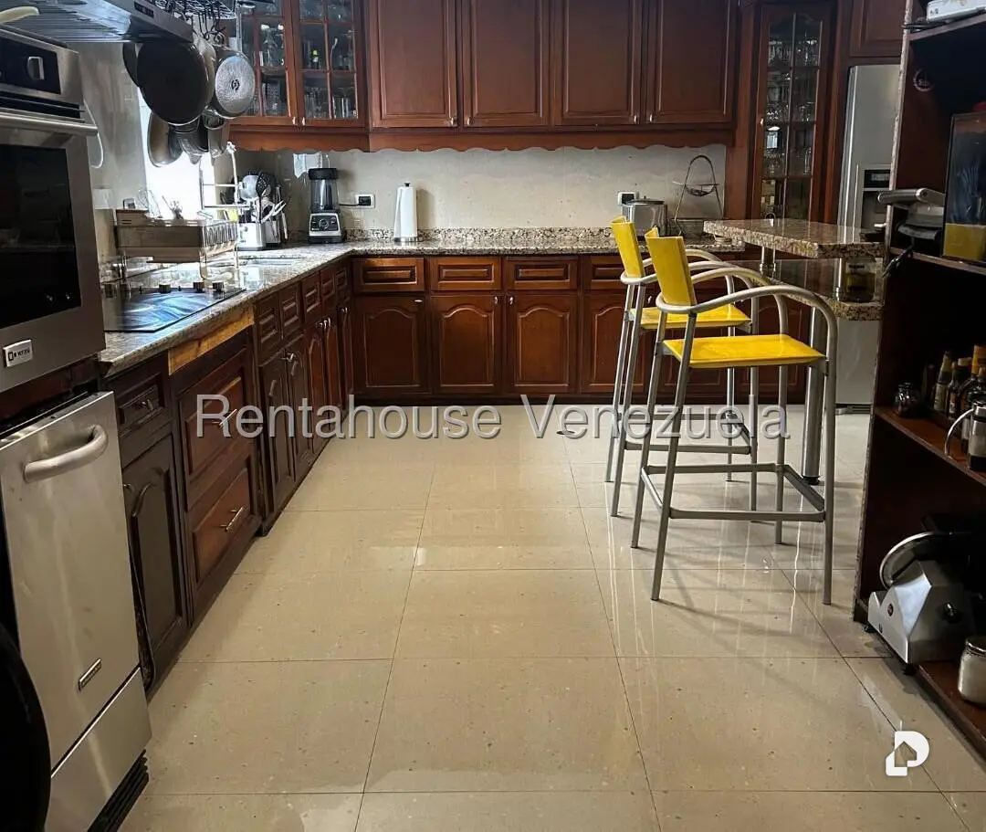 Casa en Macaracuay, Caracas – 24