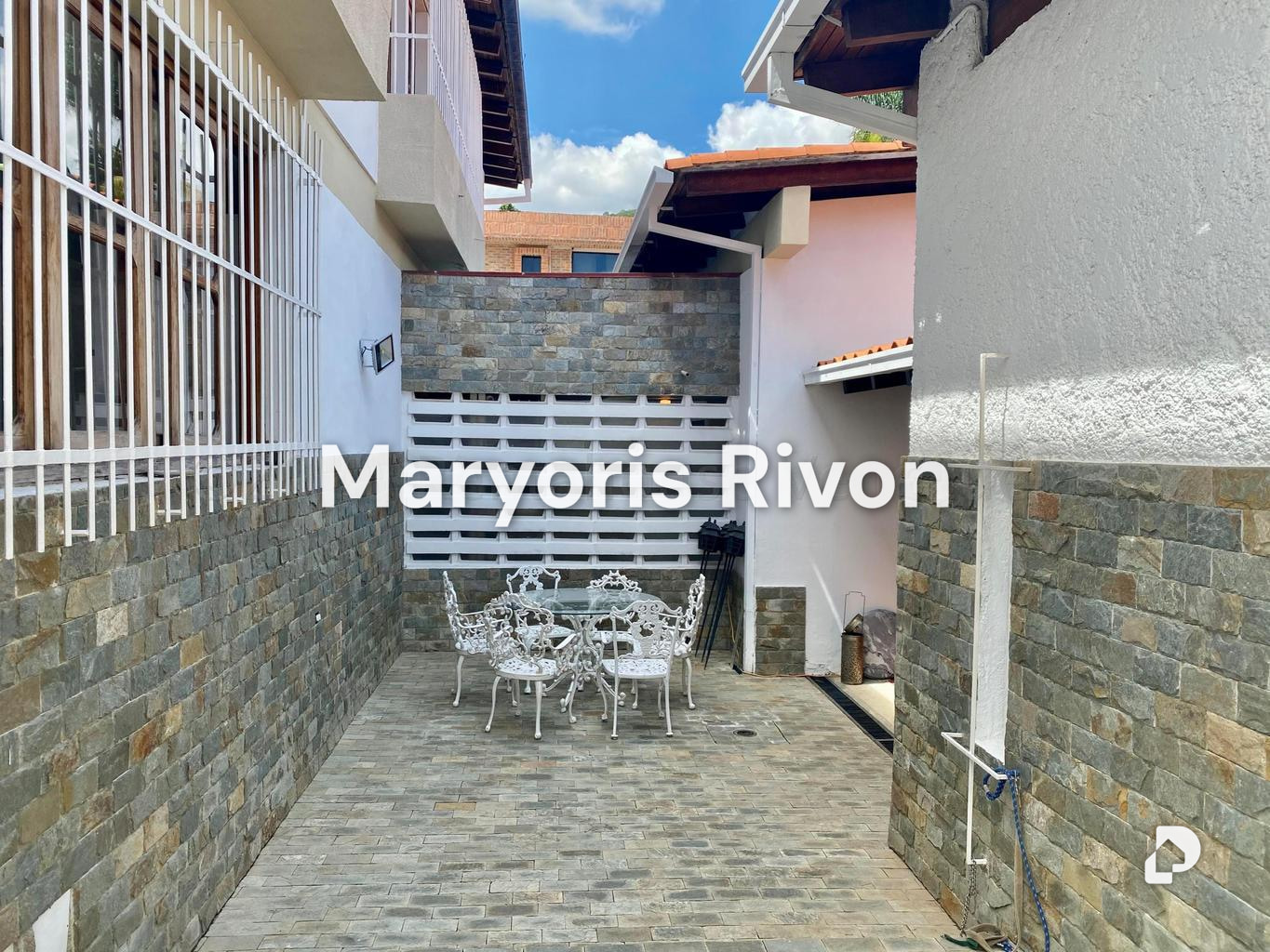 House in Prados del Este, Caracas – 16