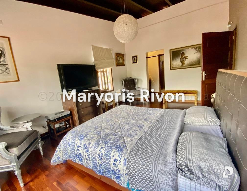 House in Prados del Este, Caracas – 17