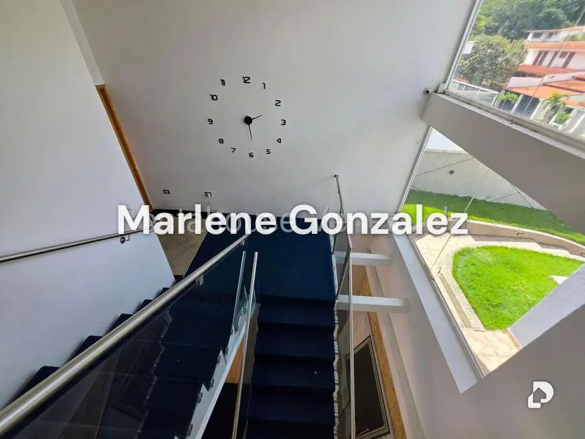 Casa en Santa Clara, Caracas – 8