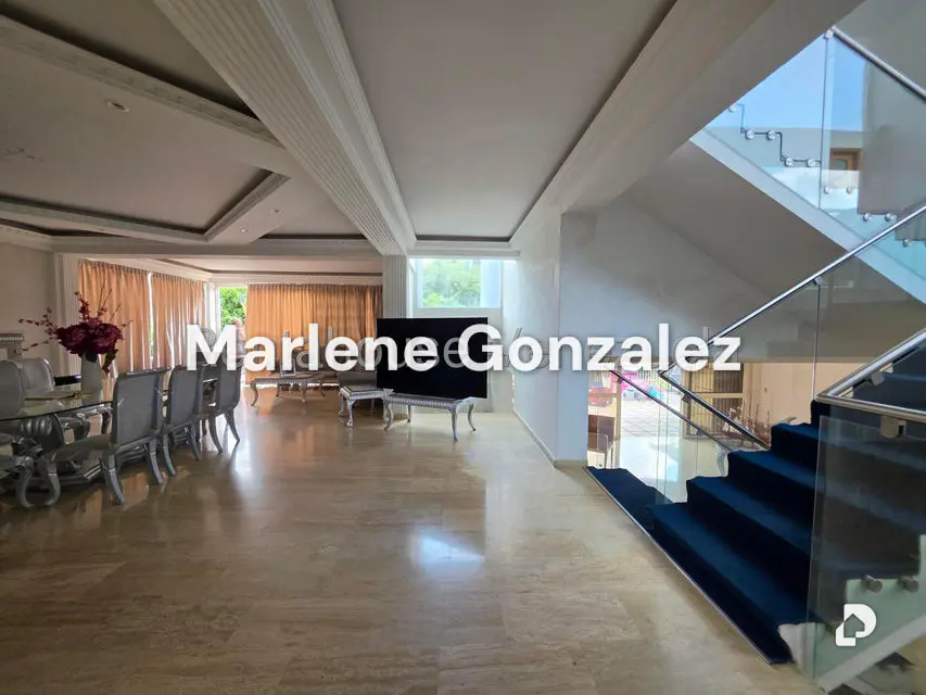 Casa en Santa Clara, Caracas – 5