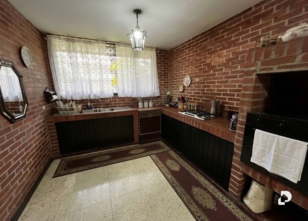Casa en El Marqués, Caracas – 16