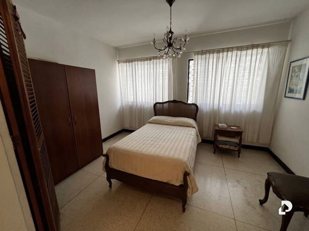 Casa en El Marqués, Caracas – 26