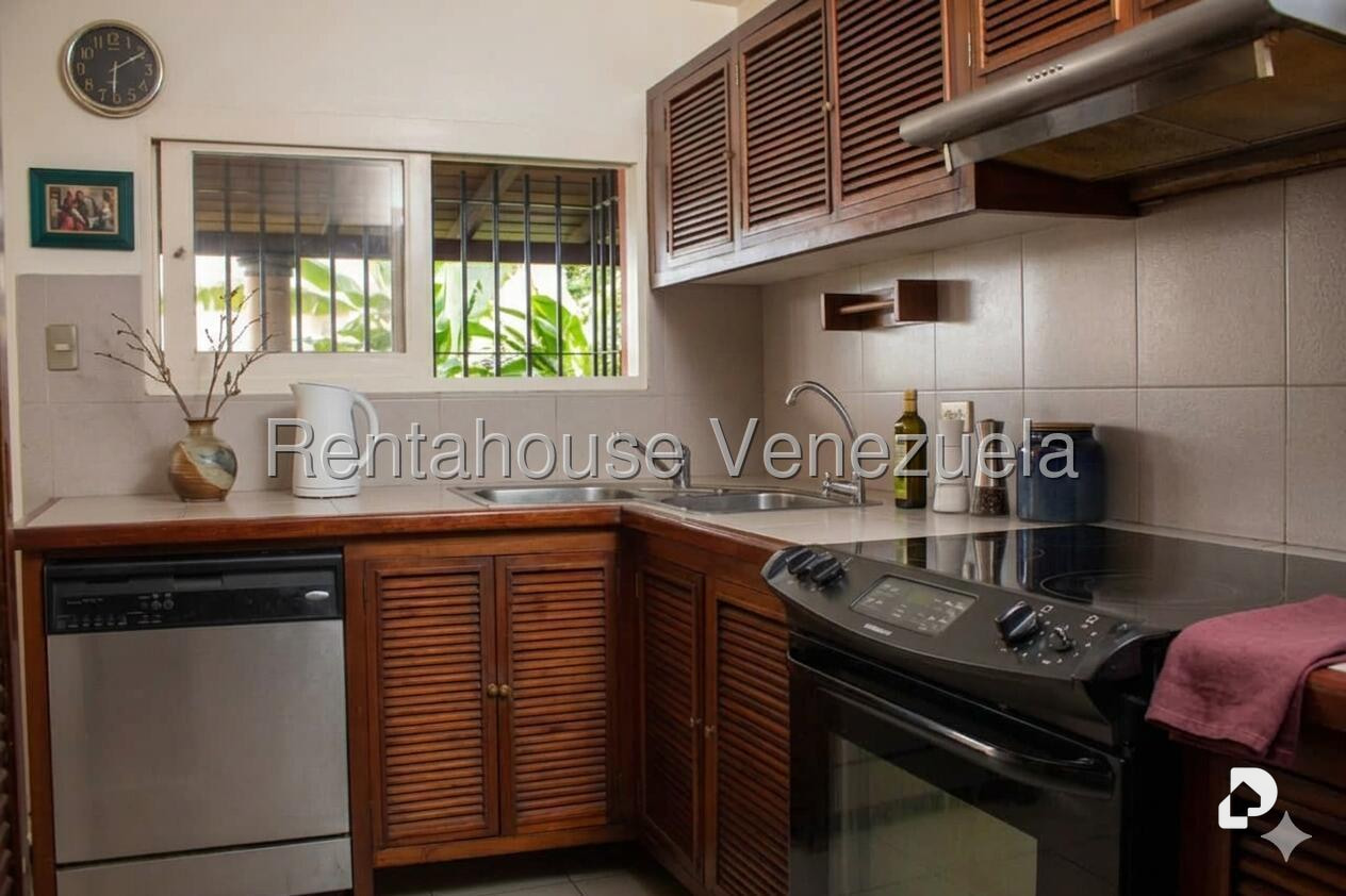 Casa en Loma Larga, Caracas – 24