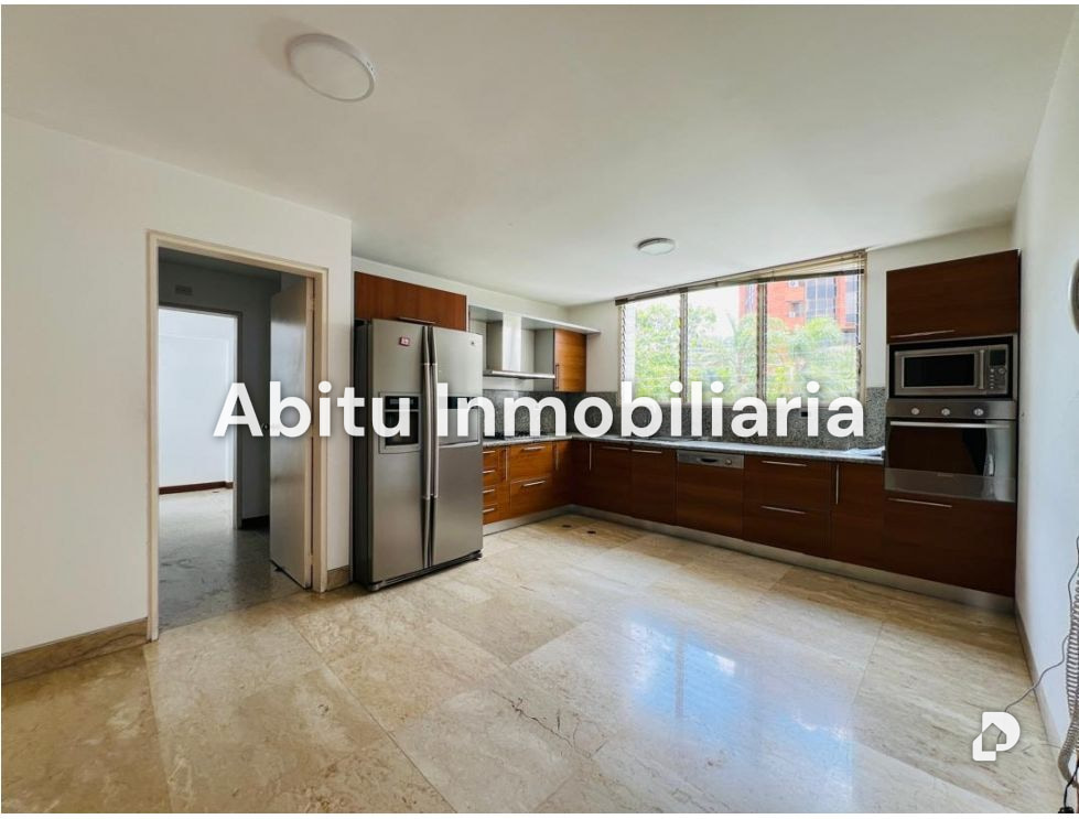 Apartamento en Lomas de San Román, Caracas – 10