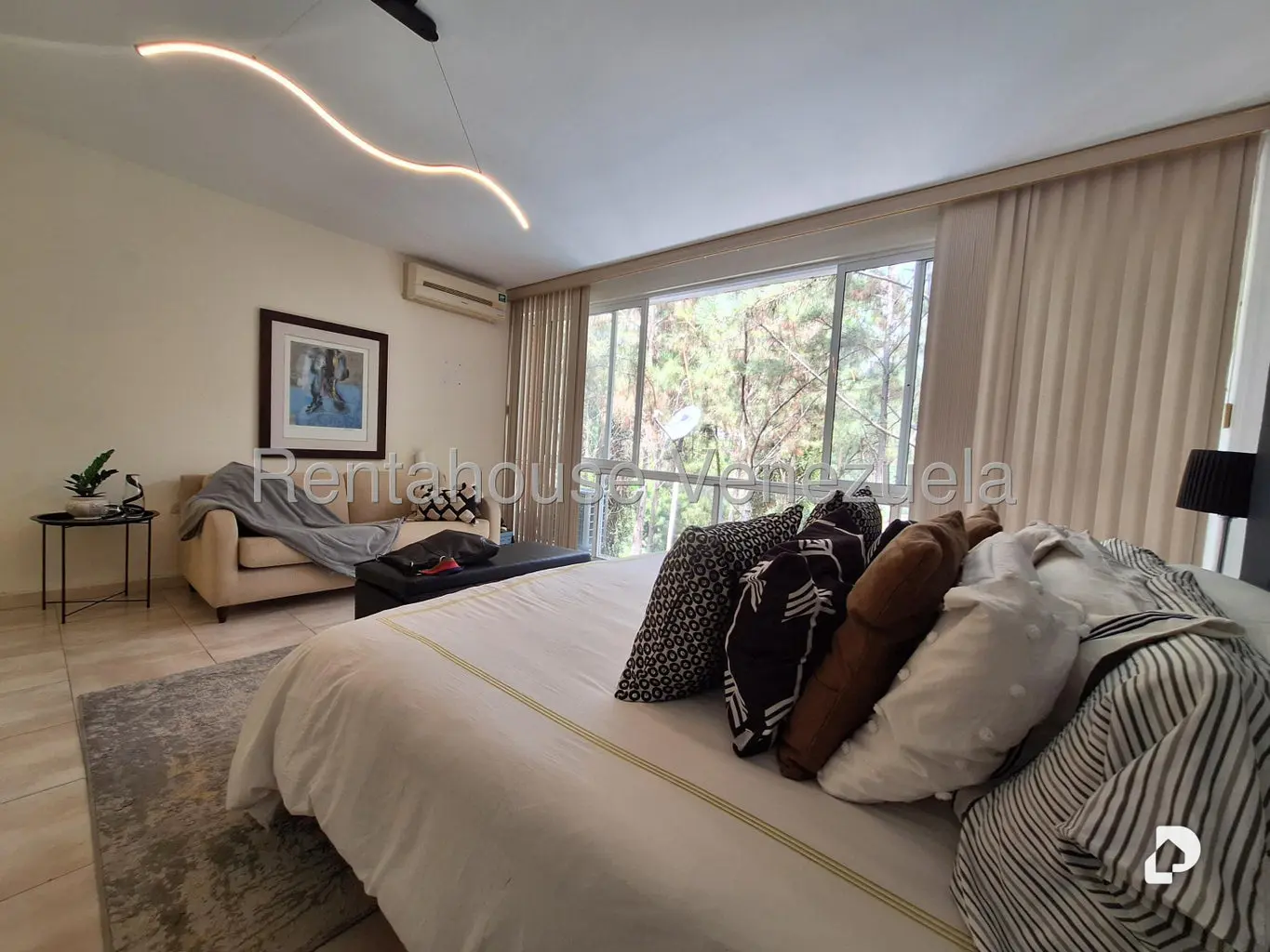 Casa en Villa Nueva Hatillo, Caracas – 26
