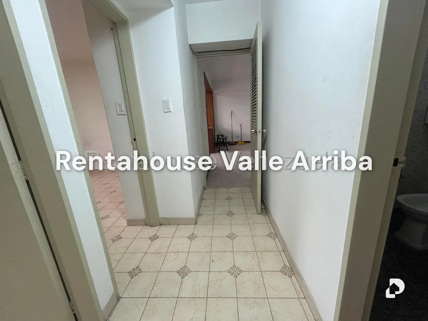 Apartamento en La Boyera, Caracas – 10