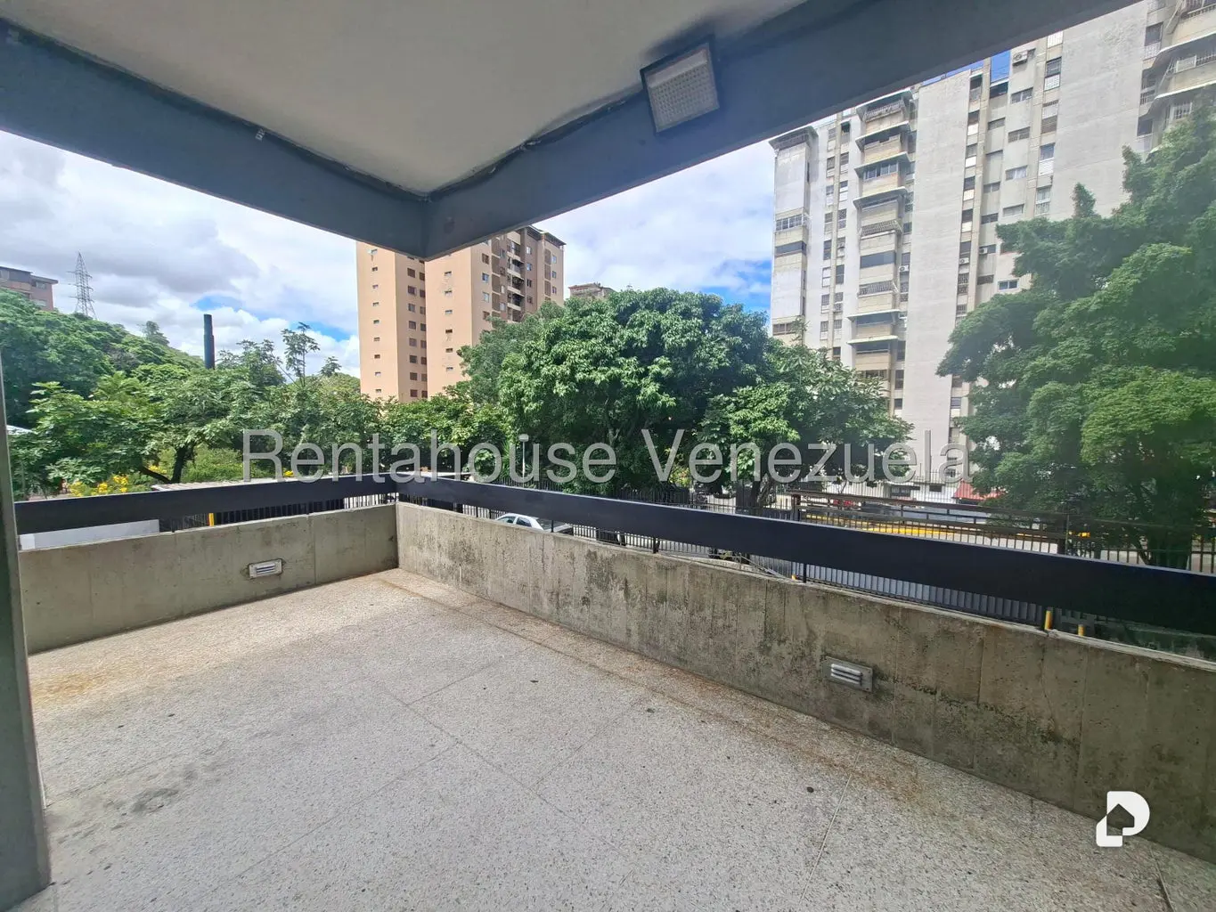 Local comercial en Santa Mónica, Caracas – 7