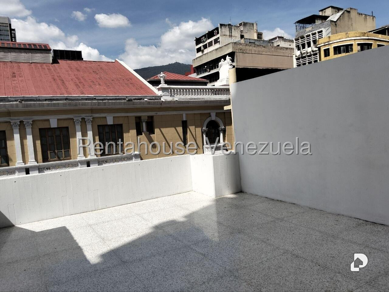 Local comercial en Parroquia Santa Teresa, Caracas – 8