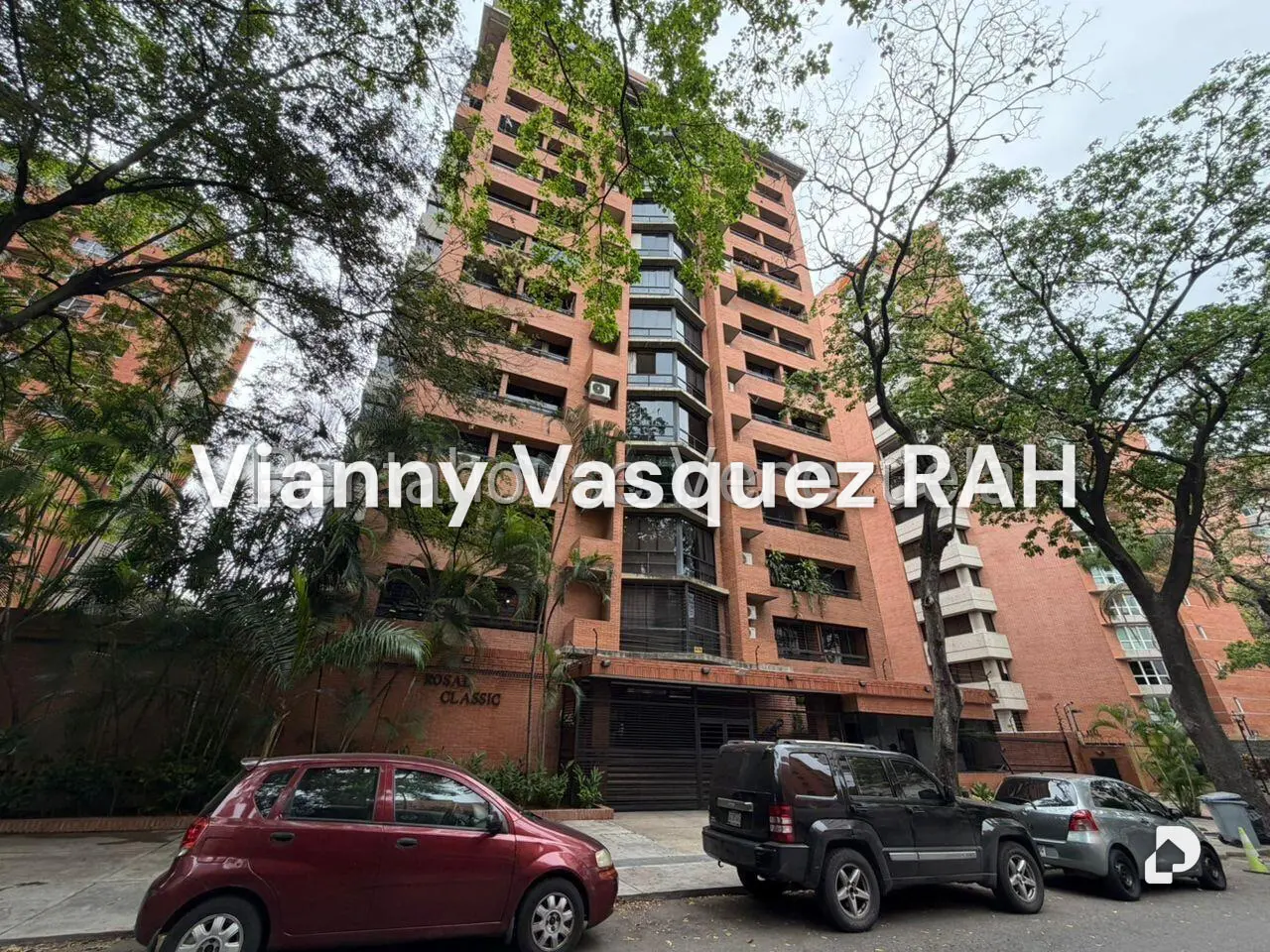 Apartamento en El Rosal, Caracas – 28