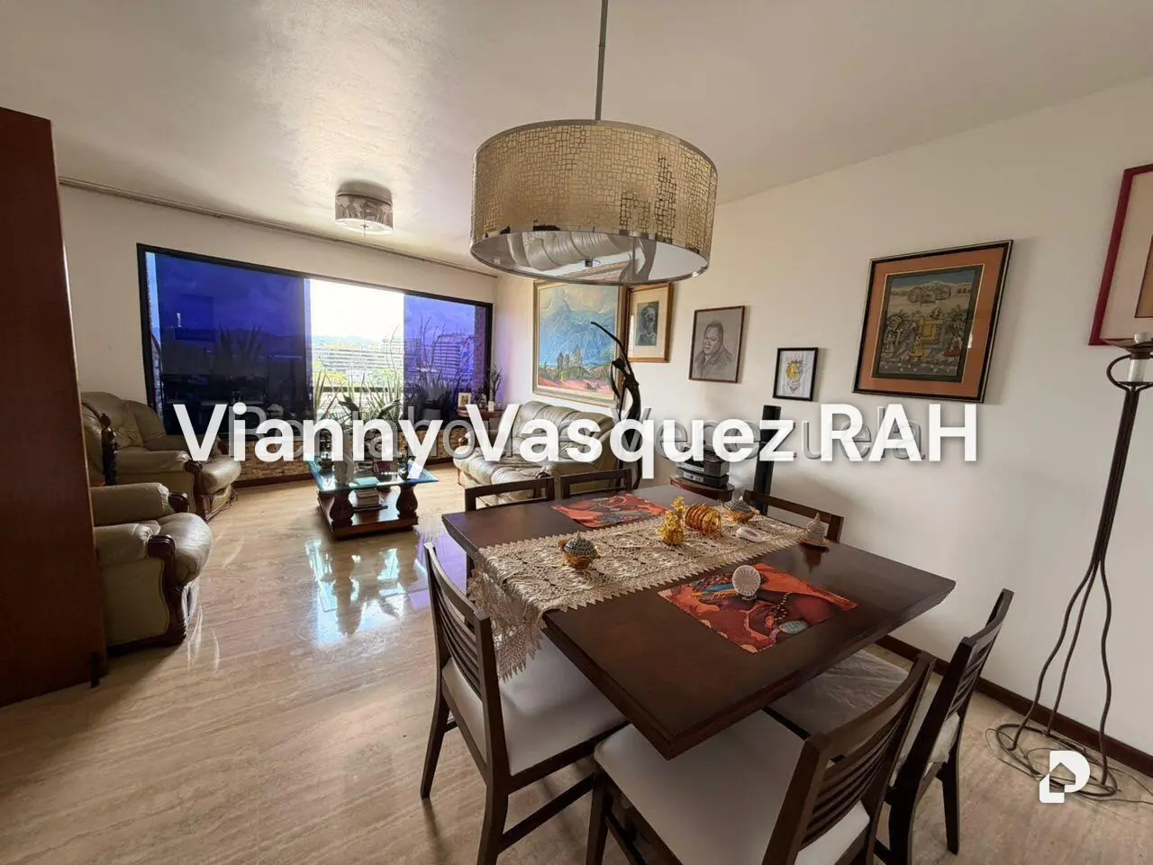 Apartamento en El Rosal, Caracas – 16