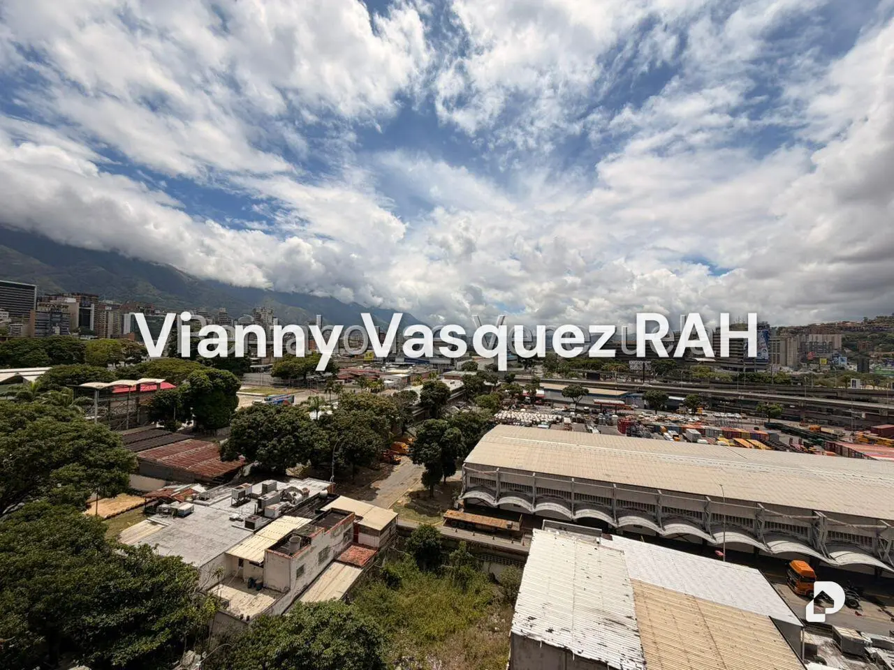 Apartamento en El Rosal, Caracas – 18