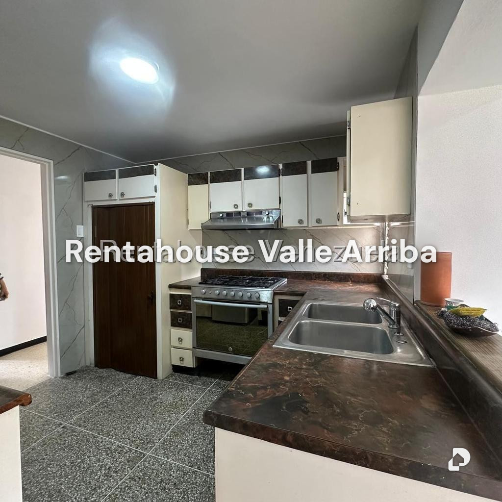 Apartamento en La Florida, Caracas – 9