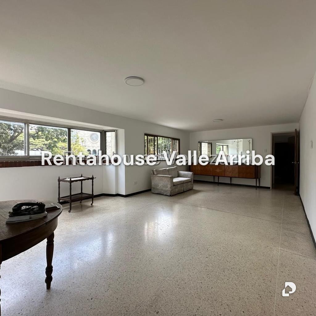 Apartamento en La Florida, Caracas – 12