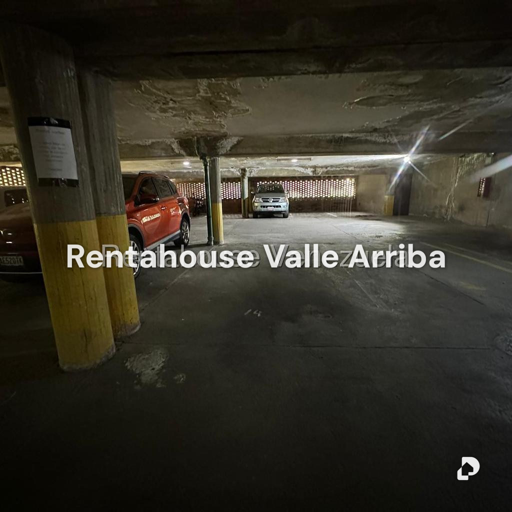 Apartamento en La Florida, Caracas – 22