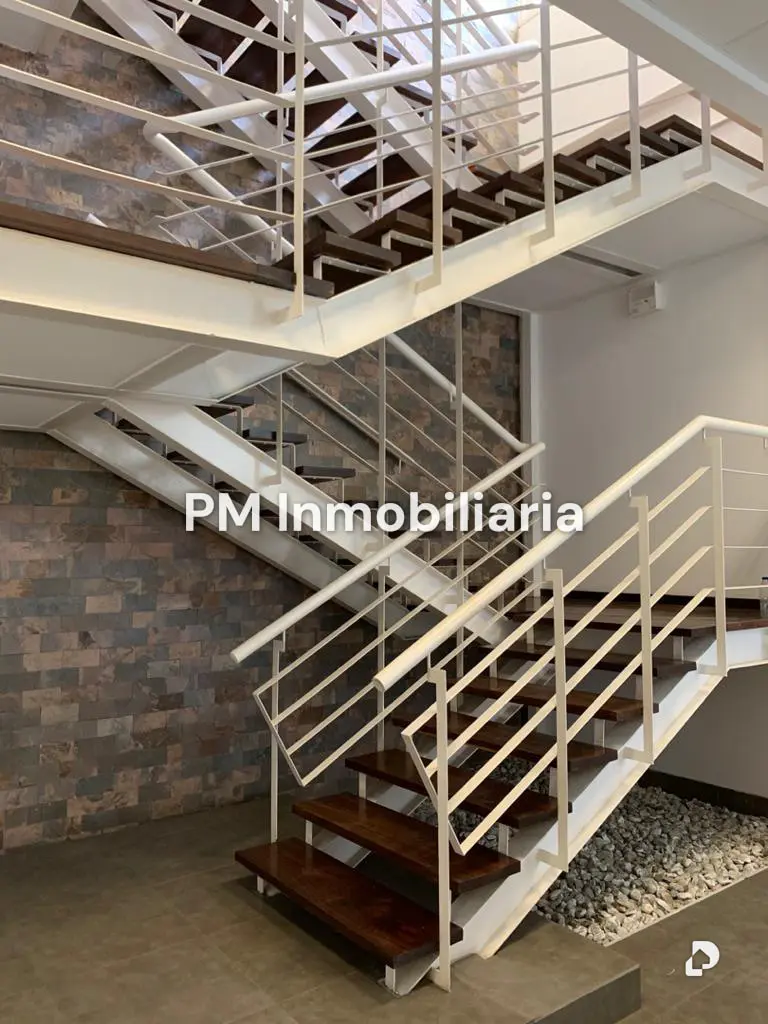 Galpón en Caracas – 12