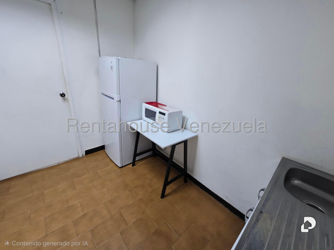 Oficina en Los Dos Caminos, Caracas – 13
