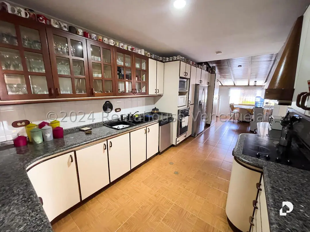 Casa en Alto Prado, Caracas – 5