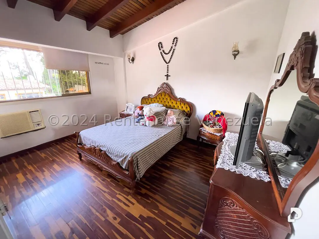 Casa en Alto Prado, Caracas – 26