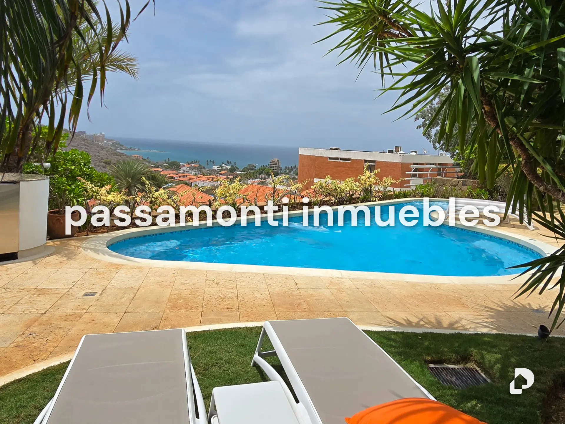 House in Paraiso, Pampatar – 13