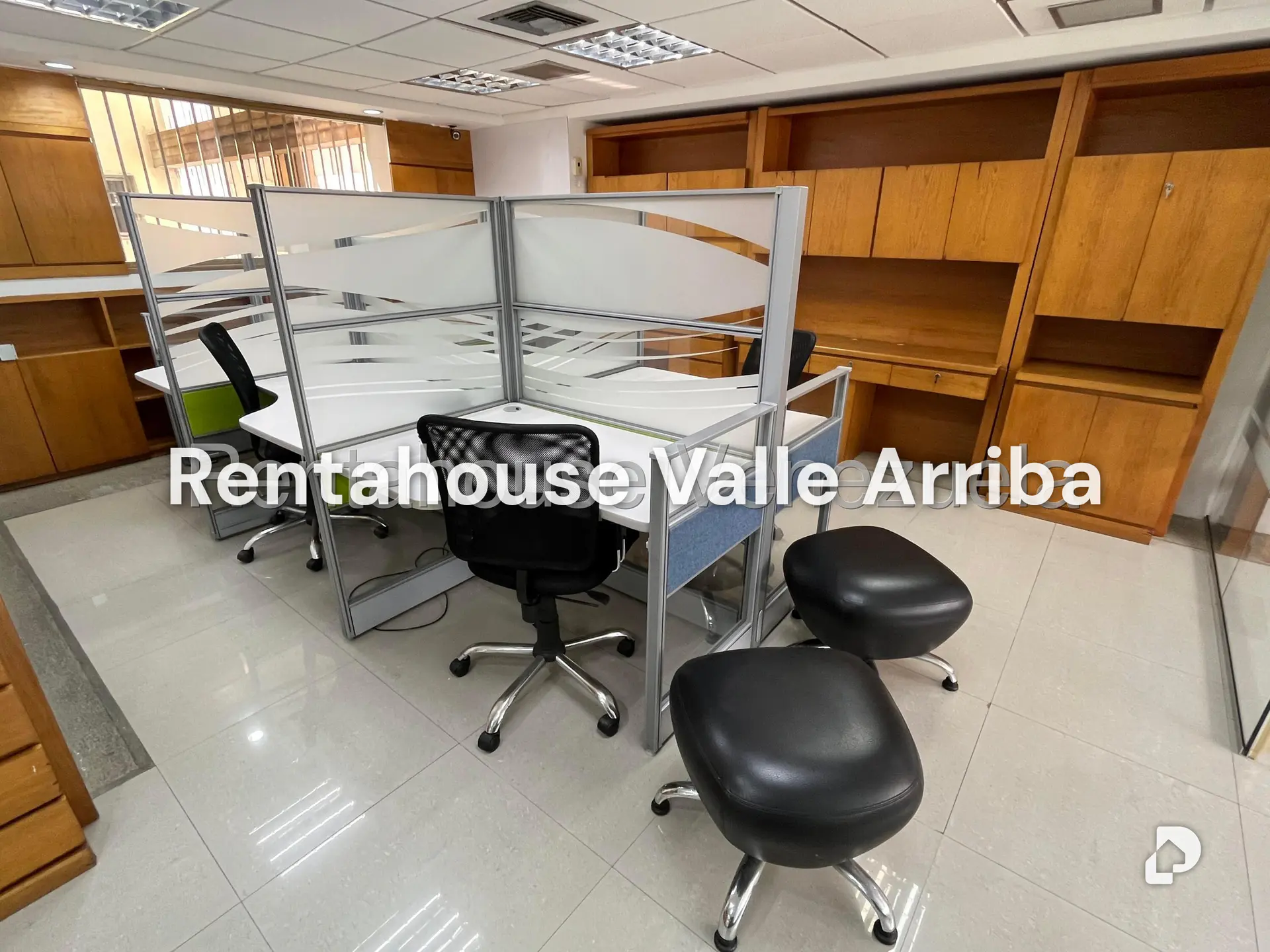 Office in Los Dos Caminos, Caracas – 11