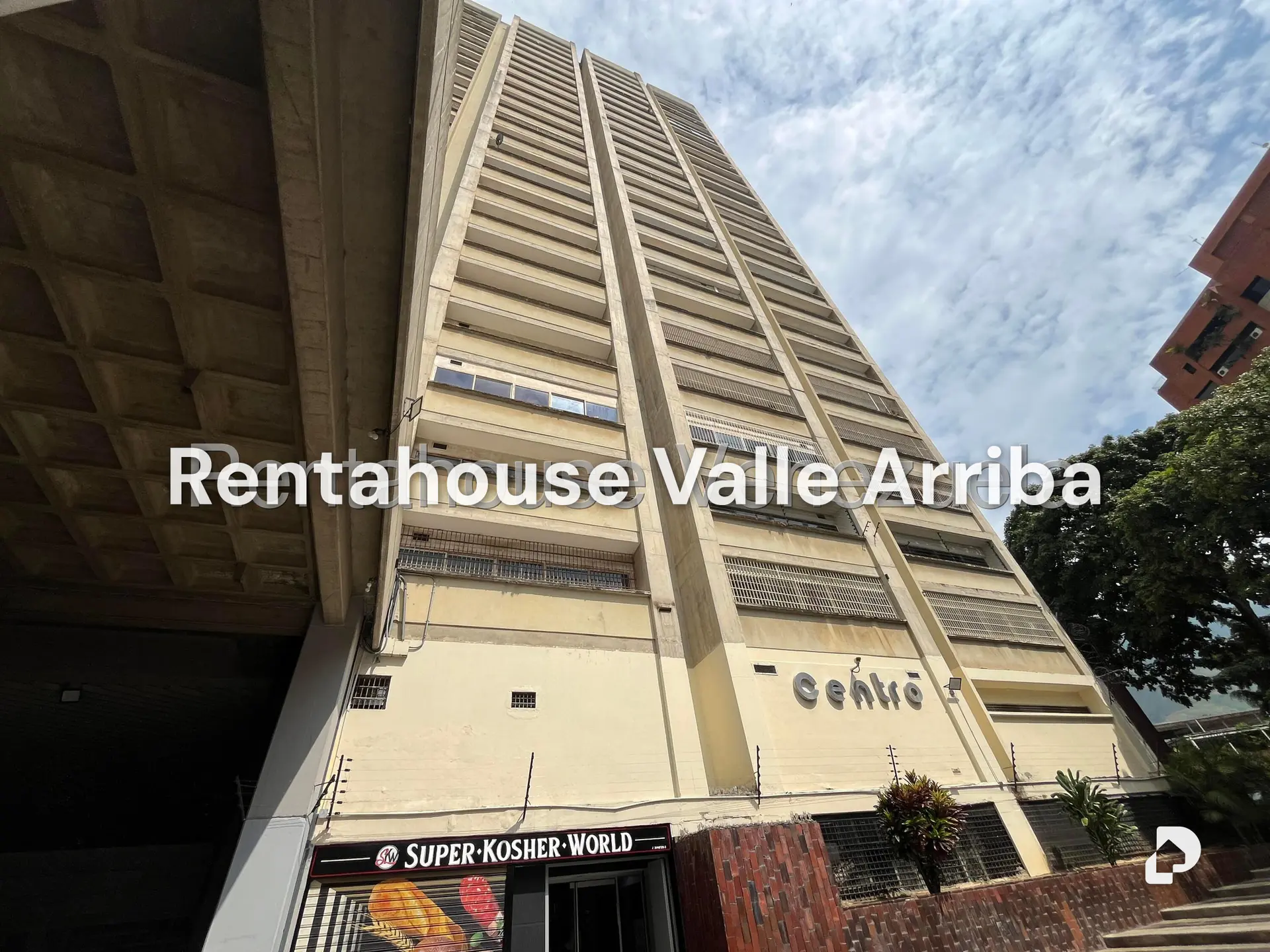 Office in Los Dos Caminos, Caracas – 2