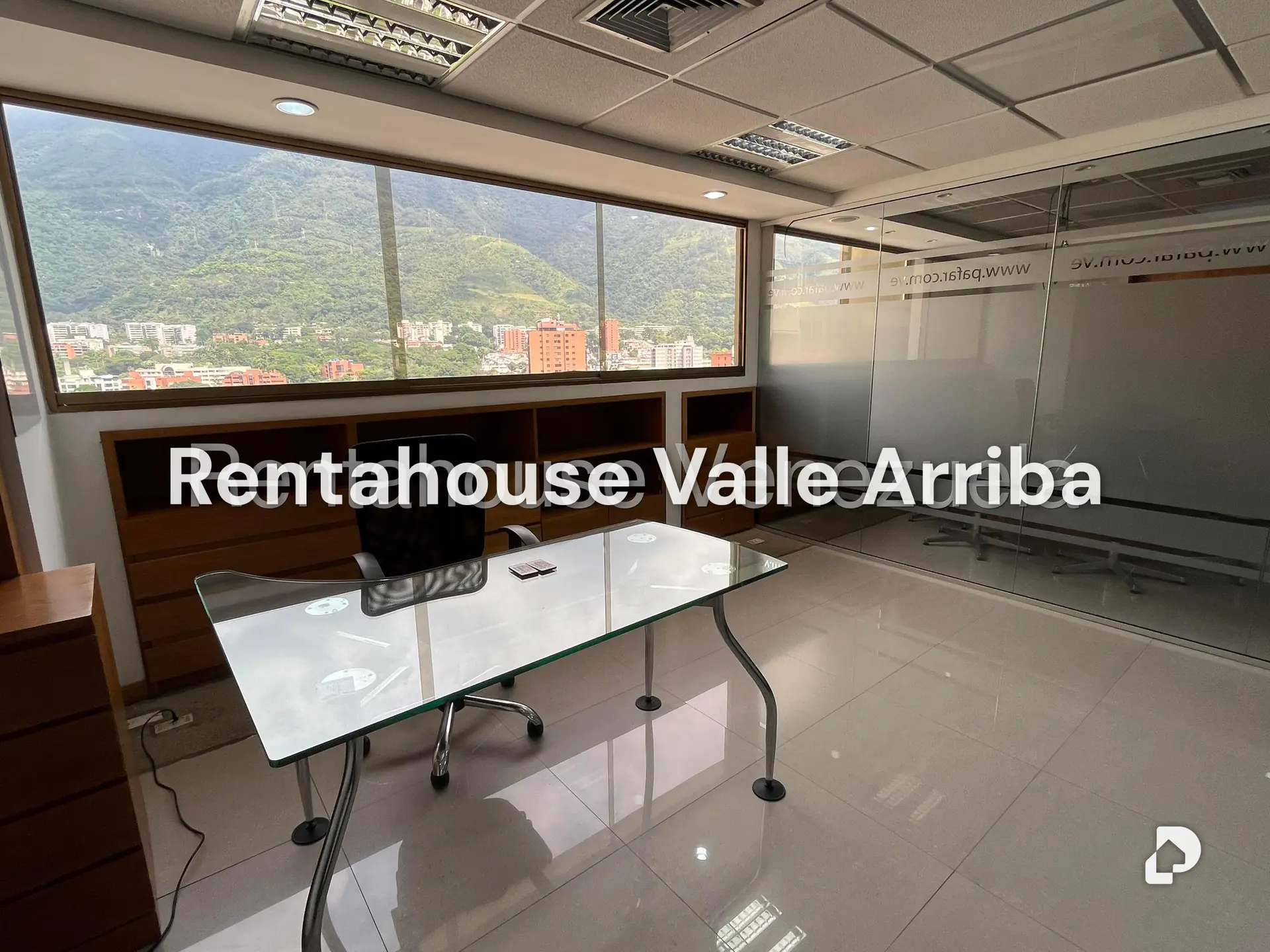 Office in Los Dos Caminos, Caracas – 13