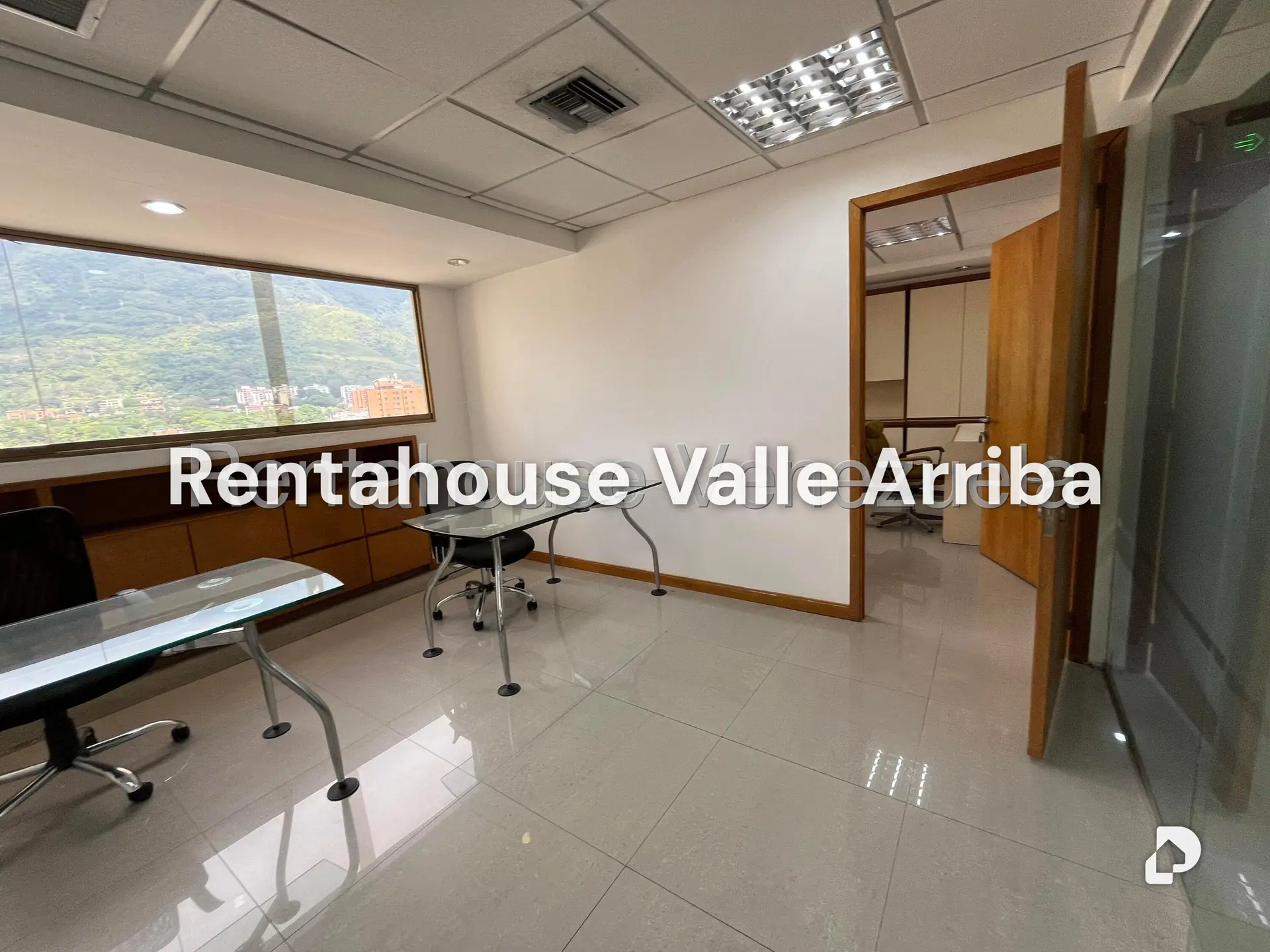 Office in Los Dos Caminos, Caracas – 9