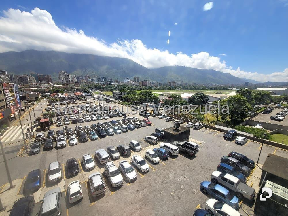 Apartamento en Chuao, Caracas – 19