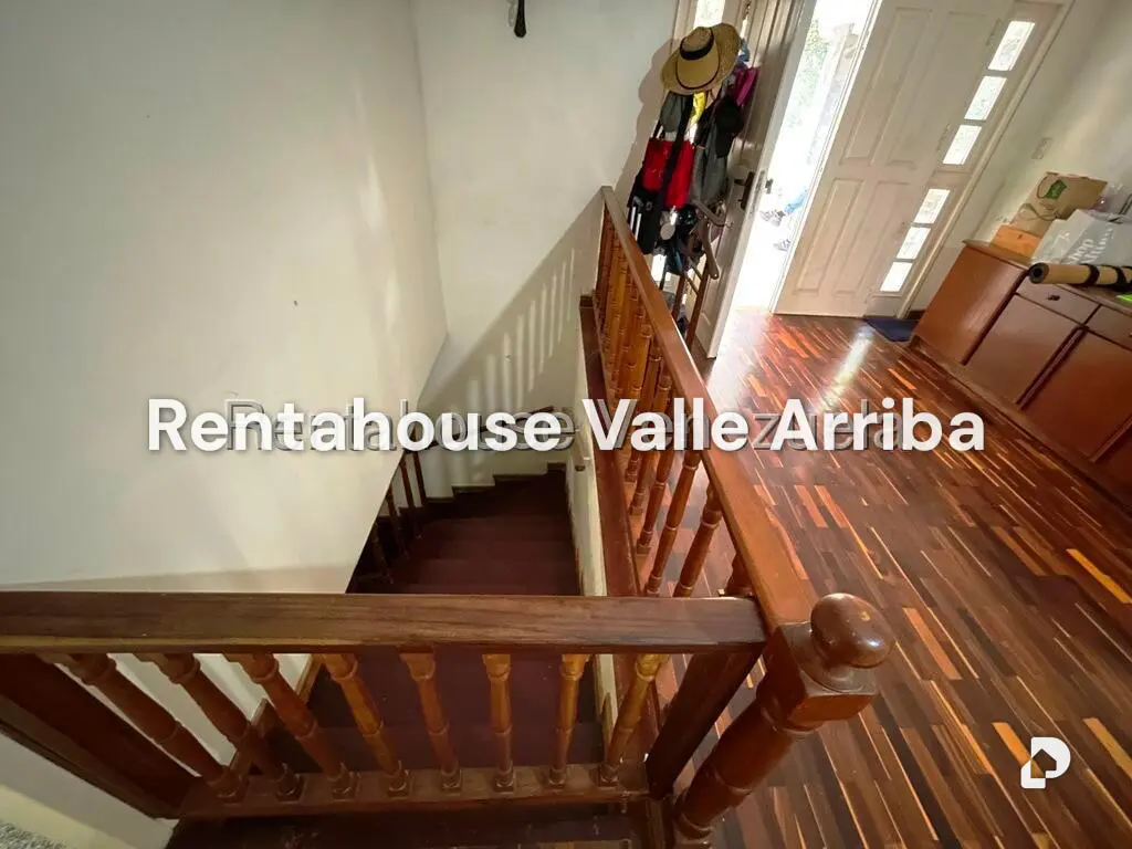 House in Los Guayabitos, Caracas – 62