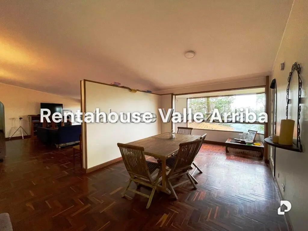 House in Los Guayabitos, Caracas – 31