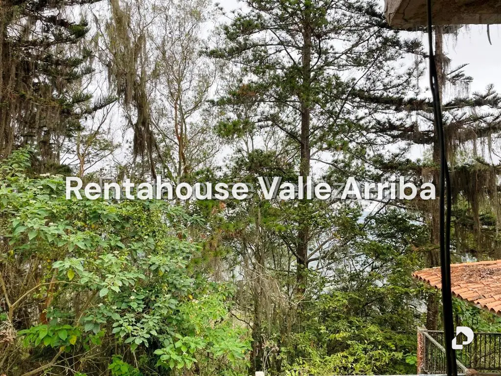House in Los Guayabitos, Caracas – 56