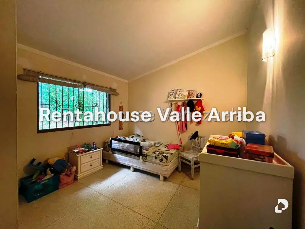 House in Los Guayabitos, Caracas – 46