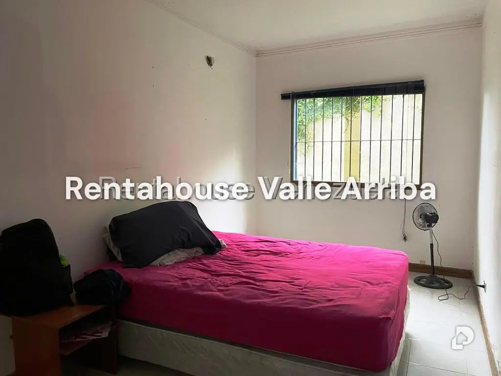 House in Los Guayabitos, Caracas – 70