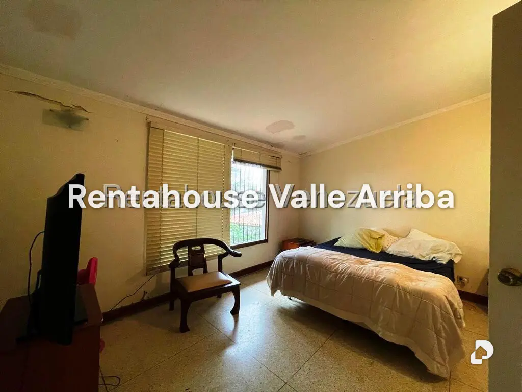 House in Los Guayabitos, Caracas – 41