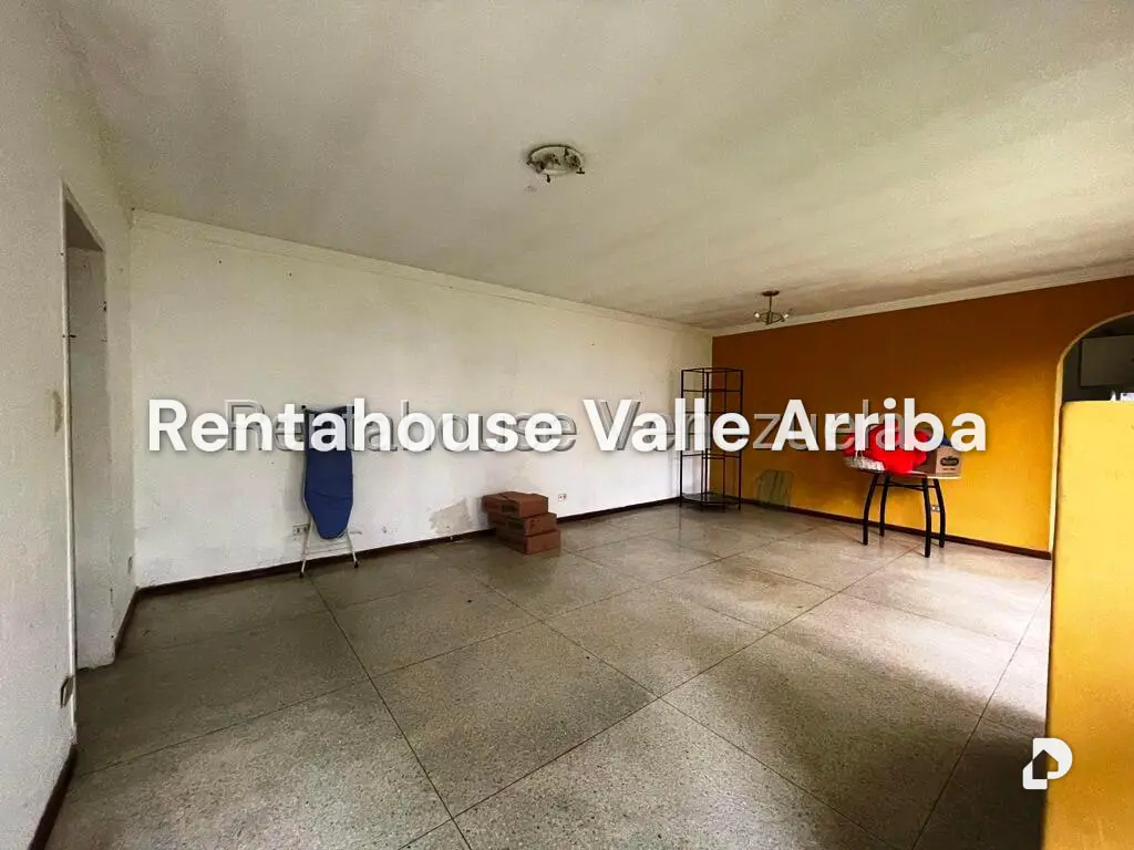 House in Los Guayabitos, Caracas – 81