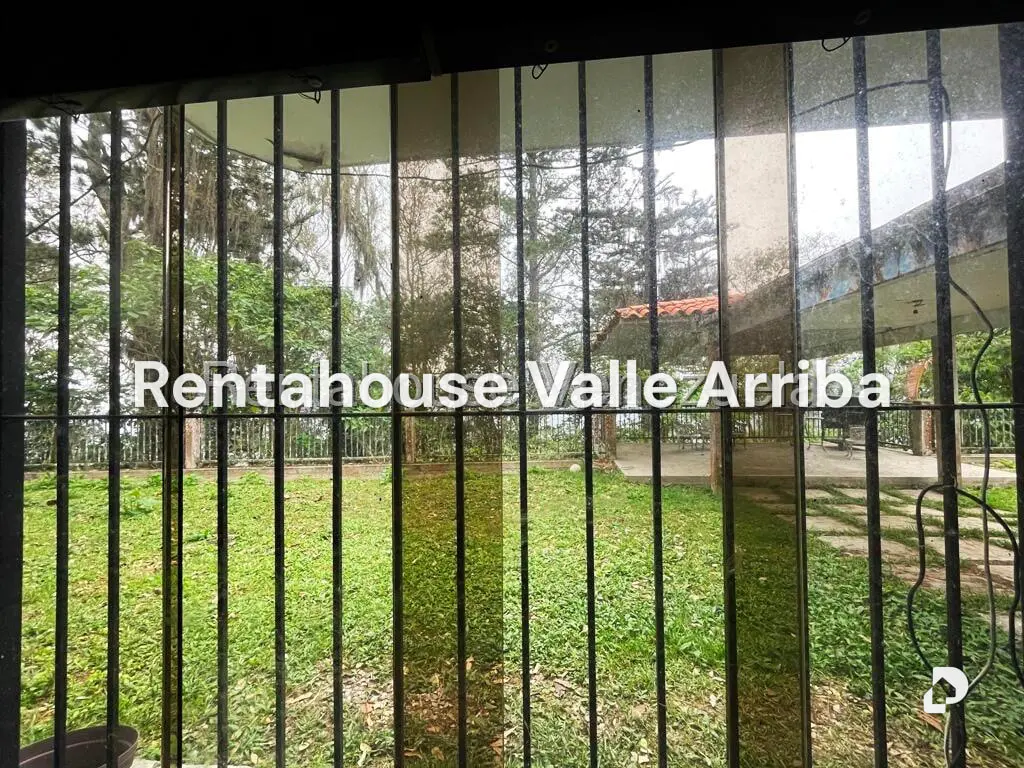 House in Los Guayabitos, Caracas – 76