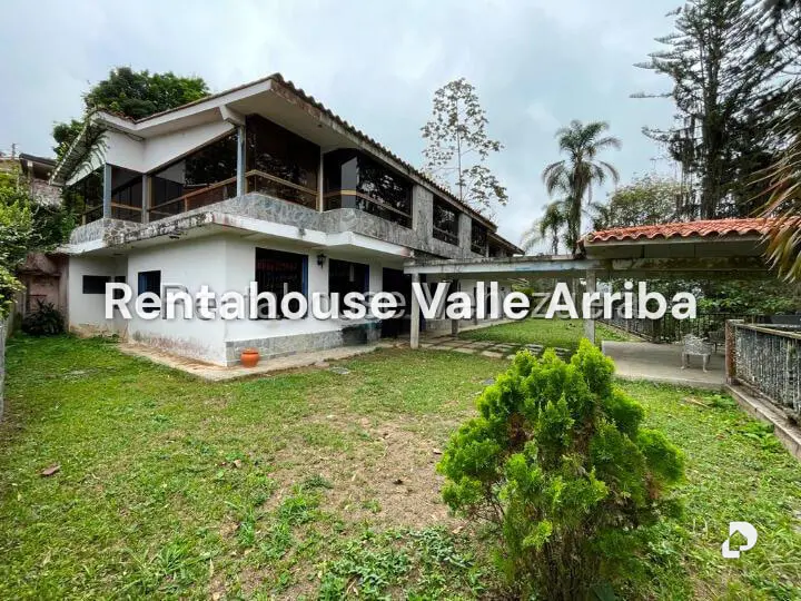 House in Los Guayabitos, Caracas – 93