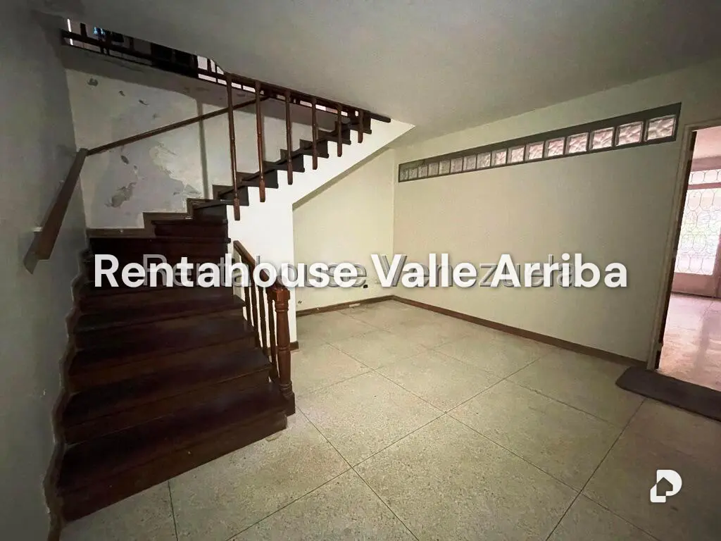 House in Los Guayabitos, Caracas – 63