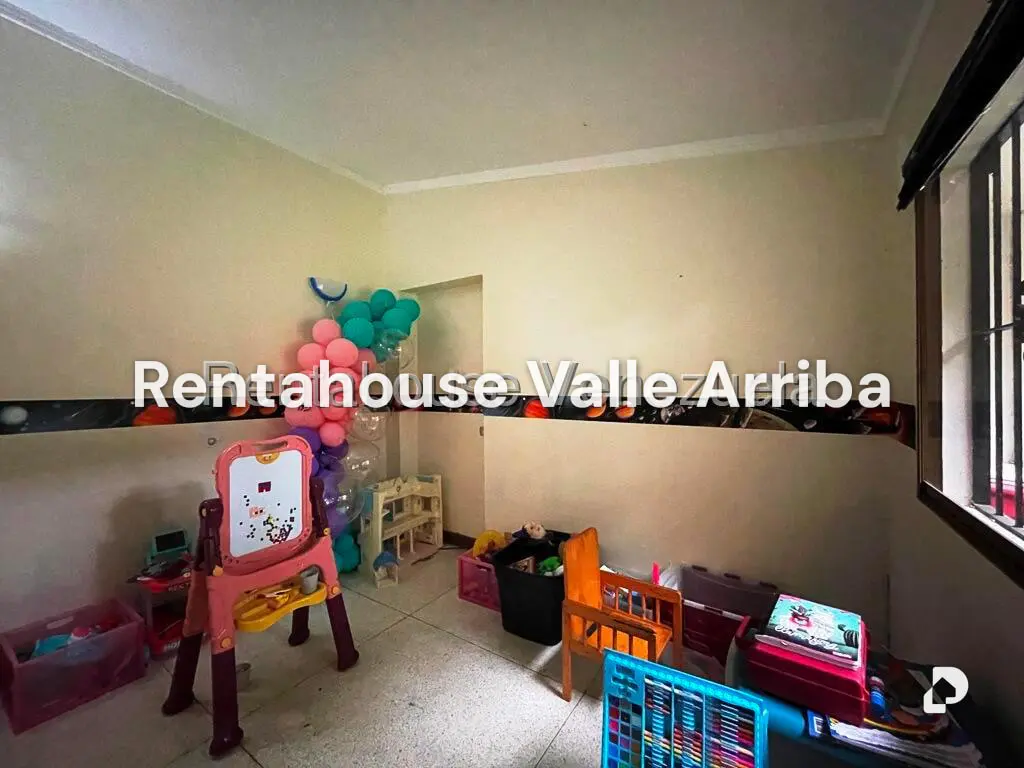 House in Los Guayabitos, Caracas – 54