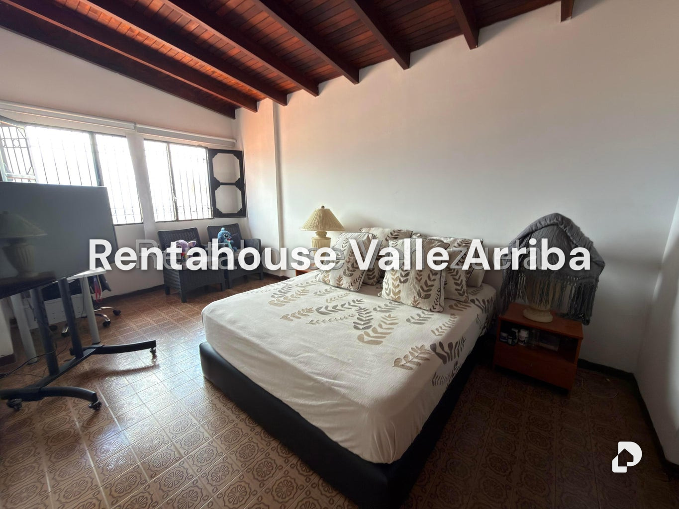 Casa en Alto Prado, Caracas – 11