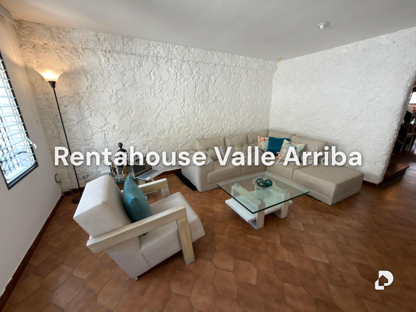 Casa en Alto Prado, Caracas – 2