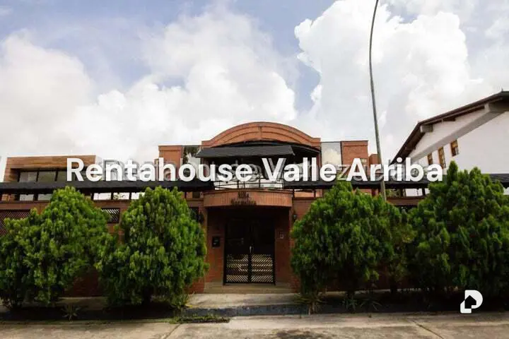 Casa en Lomas de La Lagunita, Caracas – 1