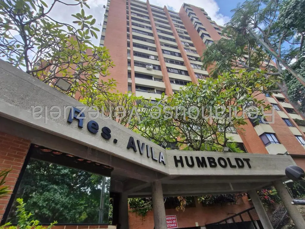Apartamento en Lomas del Avila, Caracas - 1